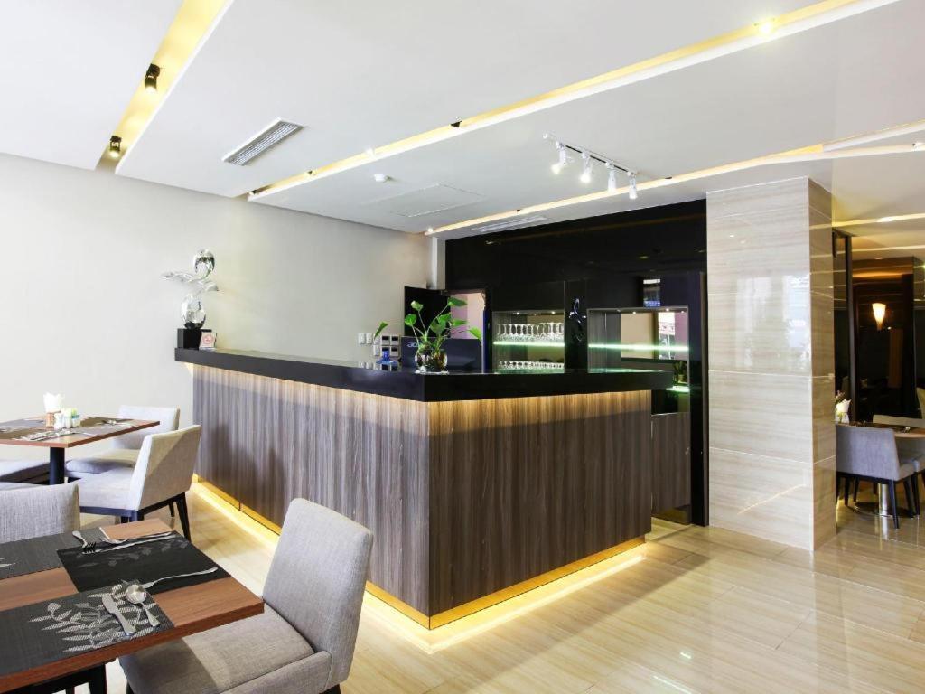 ลาเวนเดอร์ บูทิก โฮเต็ล Hotel โฮจิมินห์ซิตี้ ภายนอก รูปภาพ